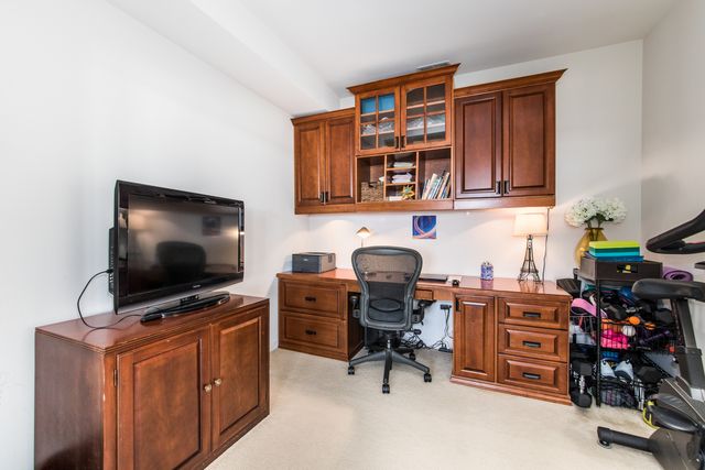 120 N Northwest Highway 506, Park Ridge, IL 60068