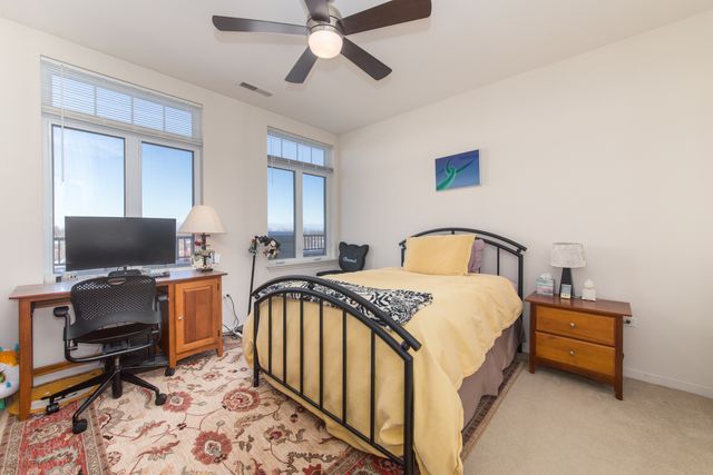 120 N Northwest Highway 506, Park Ridge, IL 60068