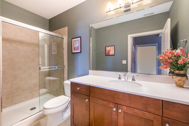 120 N Northwest Highway 506, Park Ridge, IL 60068