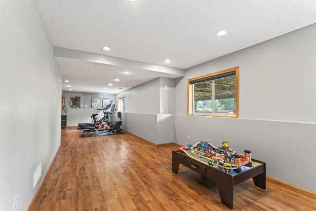 10579 Karston Avenue NE, Albertville, MN 55301