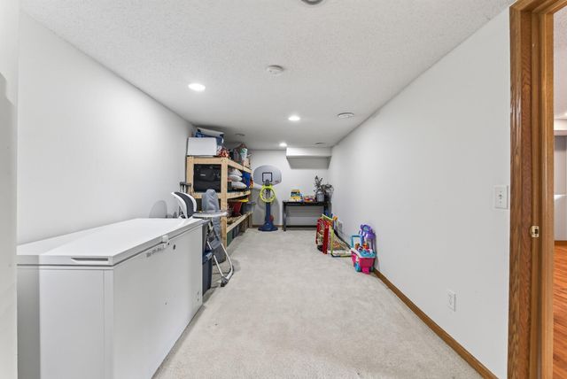 10579 Karston Avenue NE, Albertville, MN 55301