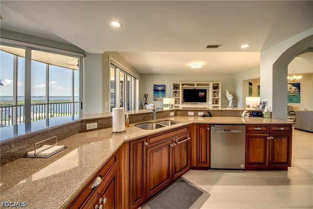 6081 Silver King BLVD 1002, Cape Coral, FL 33914