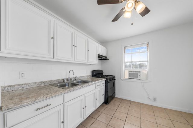 8331 Garland St Street, Houston, TX 77017