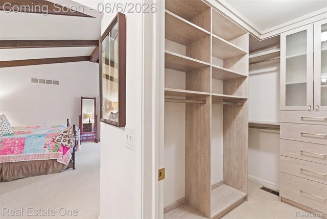 23910 Trailwood Court 82, Bingham Farms Village, MI 48025