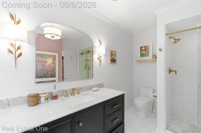23910 Trailwood Court 82, Bingham Farms Village, MI 48025
