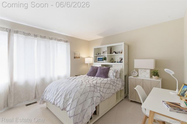 23910 Trailwood Court 82, Bingham Farms Village, MI 48025