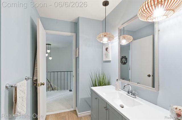23910 Trailwood Court 82, Bingham Farms Village, MI 48025