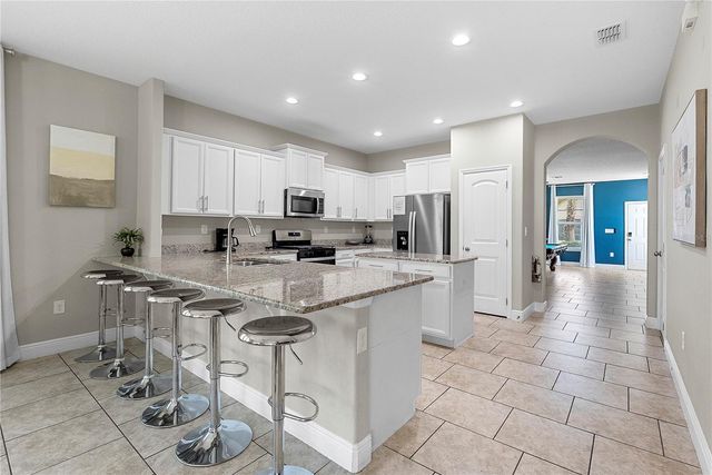 4200 OAKTREE DRIVE, Davenport, FL 33837