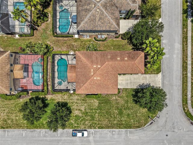 4200 OAKTREE DRIVE, Davenport, FL 33837