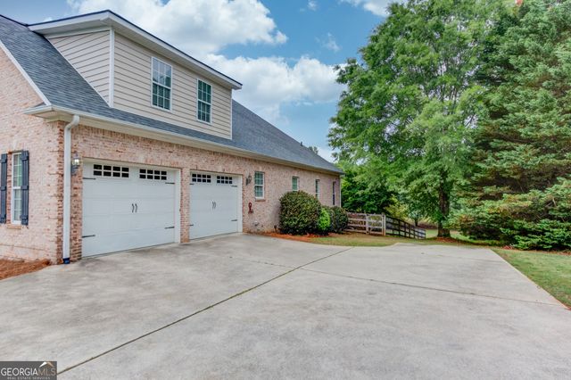 5667 Britt Whitmire Road, Gainesville, GA 30506