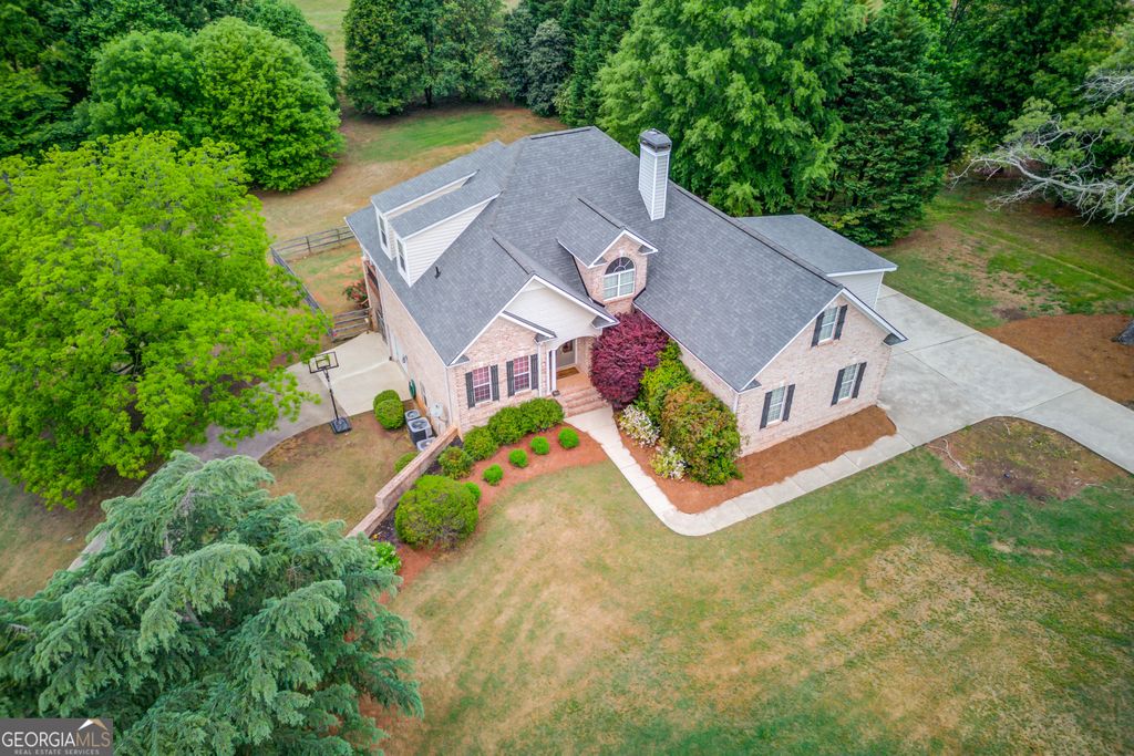 5667 Britt Whitmire Road, Gainesville, GA 30506
