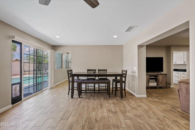 2124 E 3RD Drive, Mesa, AZ 85204