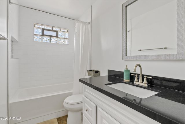 2124 E 3RD Drive, Mesa, AZ 85204