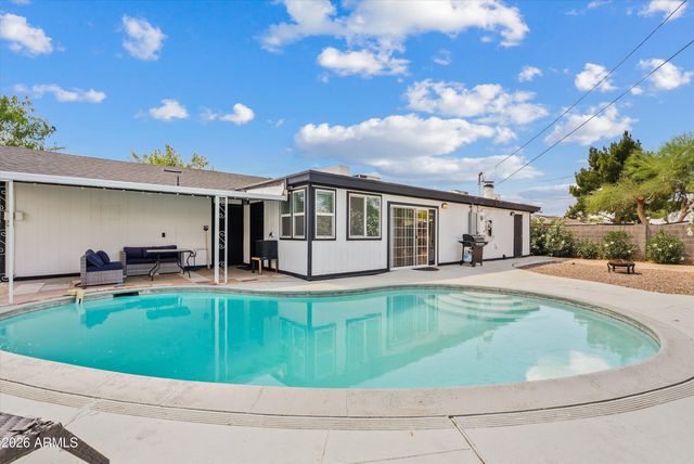 2124 E 3RD Drive, Mesa, AZ 85204