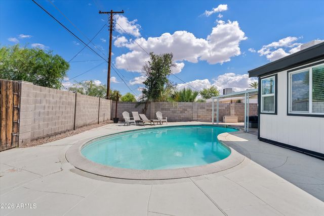 2124 E 3RD Drive, Mesa, AZ 85204