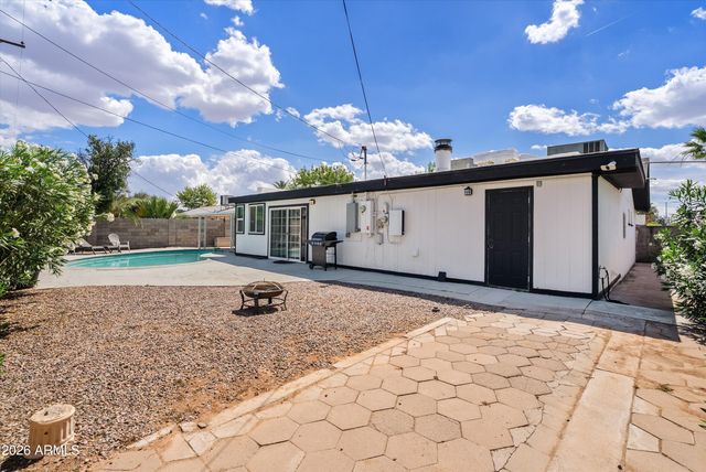 2124 E 3RD Drive, Mesa, AZ 85204