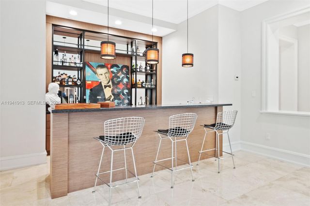 5901 Rolling Road Dr, Pinecrest, FL 33156