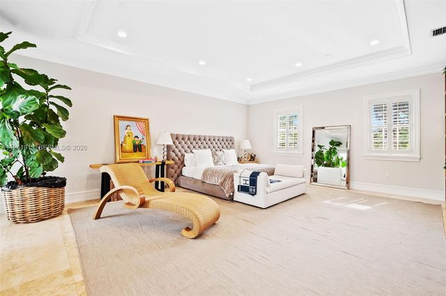 5901 Rolling Road Dr, Pinecrest, FL 33156