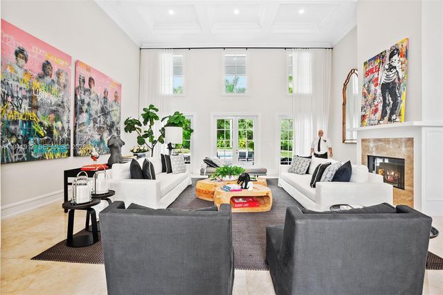 5901 Rolling Road Dr, Pinecrest, FL 33156