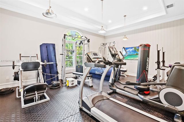 5901 Rolling Road Dr, Pinecrest, FL 33156