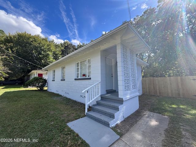 6244 PETTIFORD Drive W, Jacksonville, FL 32209