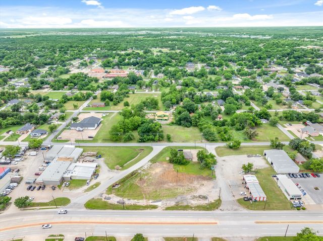 1008 S Virginia Street, Terrell, TX 75160