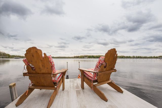5256 Edgelake Drive, Hamburg Twp, MI 48169