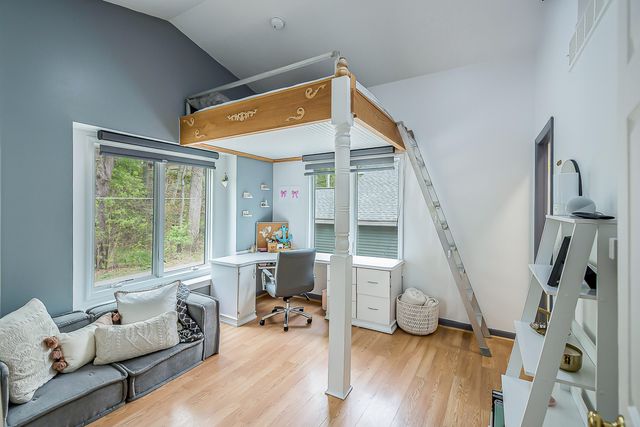 5256 Edgelake Drive, Hamburg Twp, MI 48169