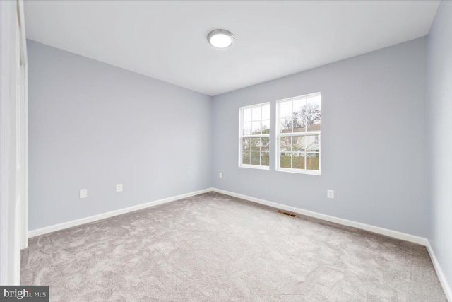 12304 WOODLAWN CT, Woodbridge, VA 22192