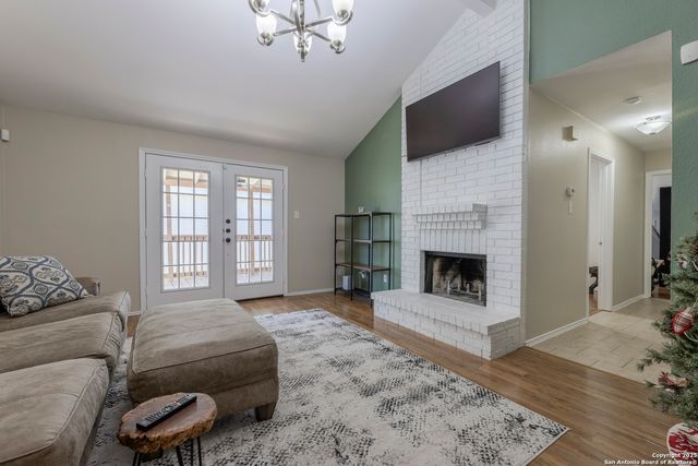 15531 Knollglade, San Antonio, TX 78247