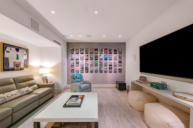 6715 Golf Drive, University Park, TX 75205