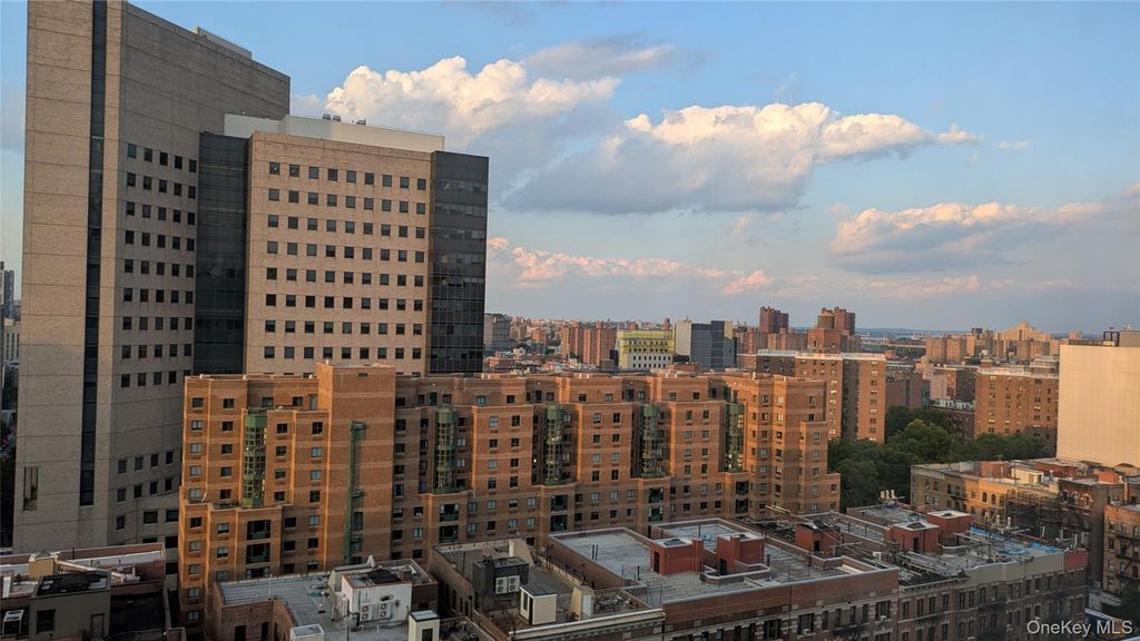 49 E 96th Street 16B, New York (manhattan), NY 10128 — photo 2