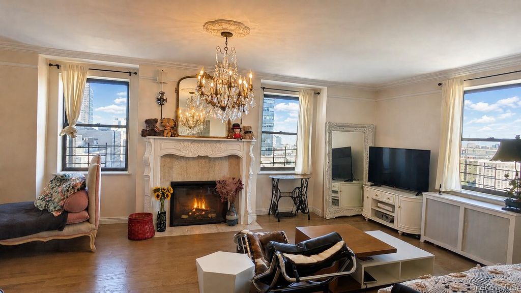 49 E 96th Street 16B, New York (manhattan), NY 10128 — photo 3