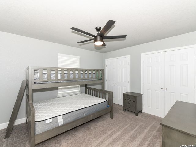 384 CR 124, Floresville, TX 78114