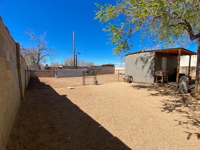 2507 Cagua Drive NE, Albuquerque, NM 87110