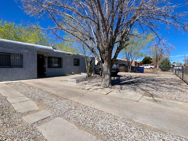 2507 Cagua Drive NE, Albuquerque, NM 87110