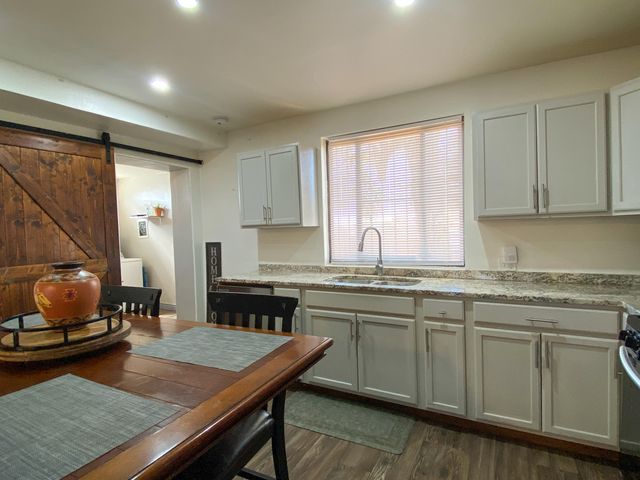 2507 Cagua Drive NE, Albuquerque, NM 87110