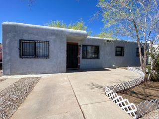 2507 Cagua Drive NE, Albuquerque, NM 87110
