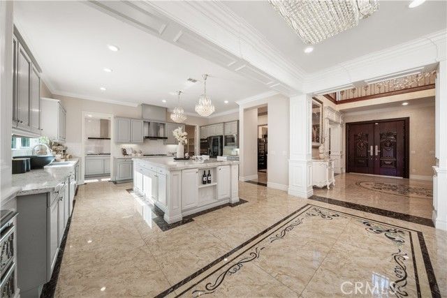 6829 Birmingham, Chino, CA 91710