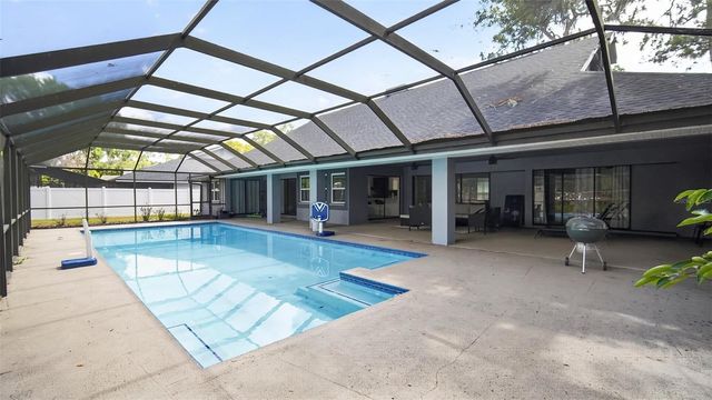 144 BARRINGTON DRIVE, Brandon, FL 33511