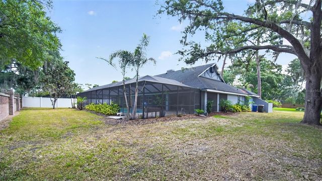 144 BARRINGTON DRIVE, Brandon, FL 33511