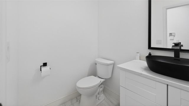144 BARRINGTON DRIVE, Brandon, FL 33511