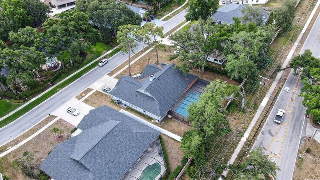144 BARRINGTON DRIVE, Brandon, FL 33511