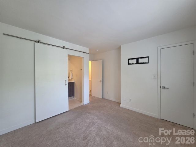 1525 Briar Creek Road B, Charlotte, NC 28205