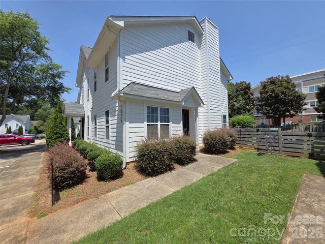 1525 Briar Creek Road B, Charlotte, NC 28205