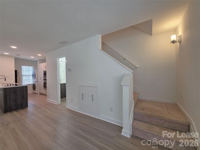 1525 Briar Creek Road B, Charlotte, NC 28205