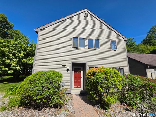 17-D Yankee Glen Drive 17D, Madison, CT 06443