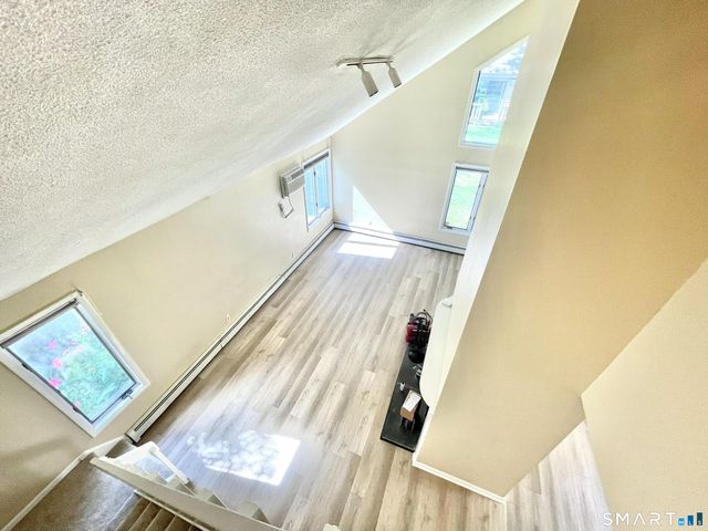 17-D Yankee Glen Drive 17D, Madison, CT 06443