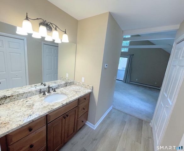 17-D Yankee Glen Drive 17D, Madison, CT 06443