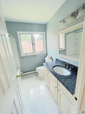 17-D Yankee Glen Drive 17D, Madison, CT 06443